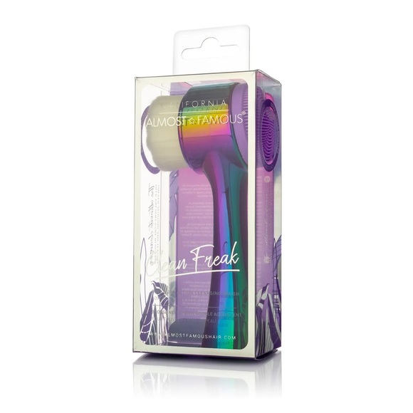 Clean Freak" 2in1 Cleanse & Exfoliate Brush - Picture 3 of 7